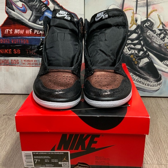 New Nike W Air Jordan 1 HI OG Fearless Metallic Rose Gold Size 7.5 & 8.5 Women - Picture 7 of 13
